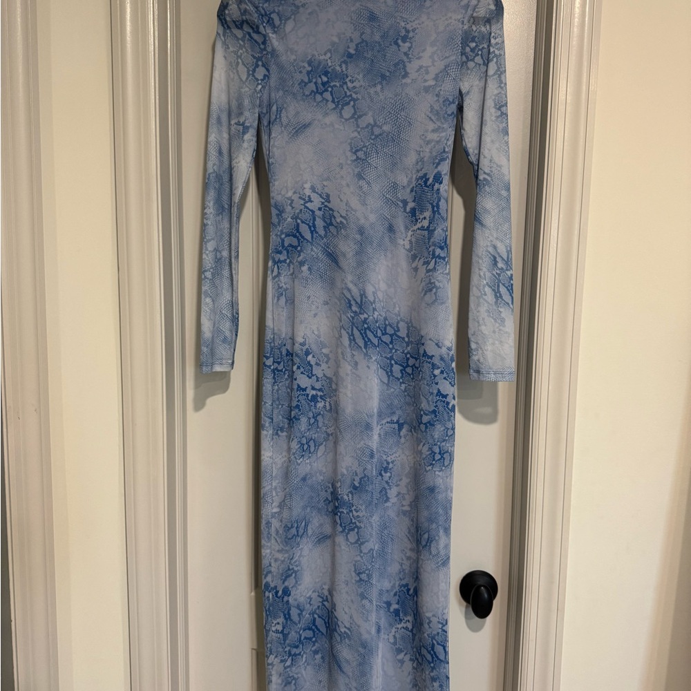 Blue Long Sleeve Bateau Maxi Dress